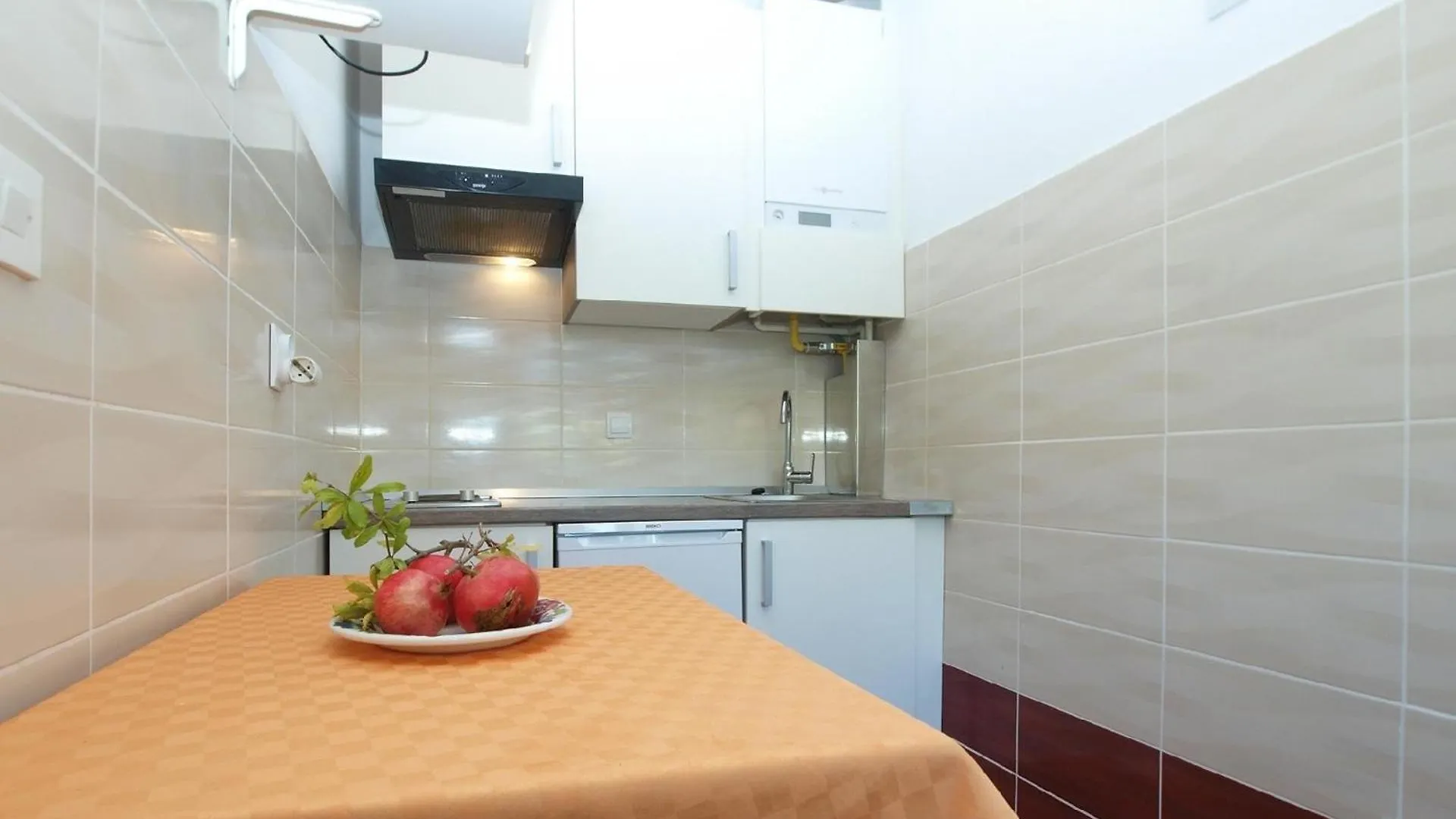 Apartment Ferienwohnung Fuer 3 Personen Ca 22 Qm In Liznjan, Istrien Suedkueste Von Istrien