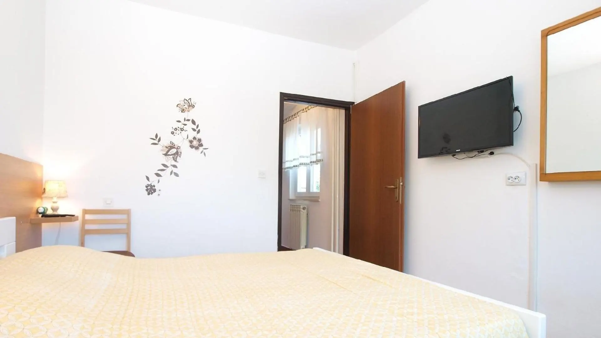 Apartment Ferienwohnung Fuer 3 Personen Ca 22 Qm In Liznjan, Istrien Suedkueste Von Istrien Croatia